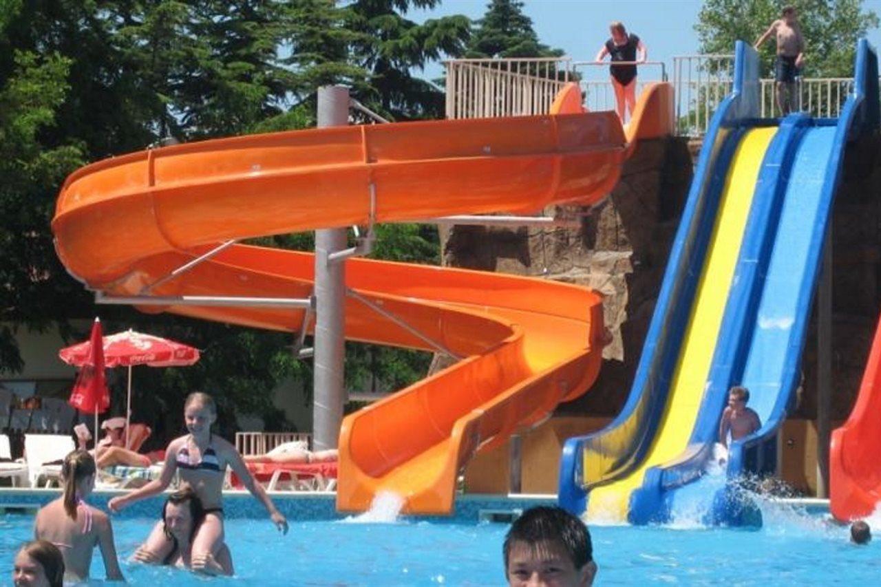 Hotel Iskar & Aquapark ساني بيتش المظهر الخارجي الصورة