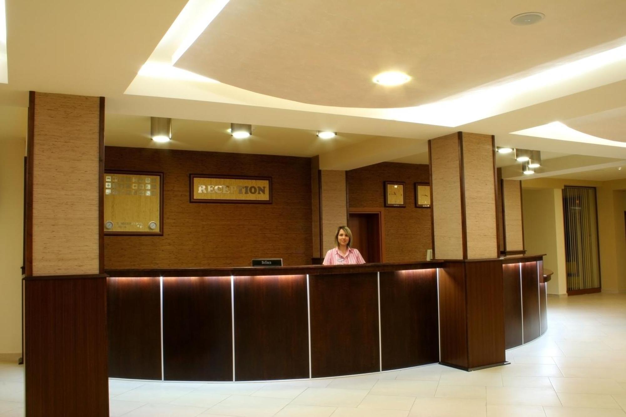 Hotel Iskar & Aquapark ساني بيتش المظهر الخارجي الصورة