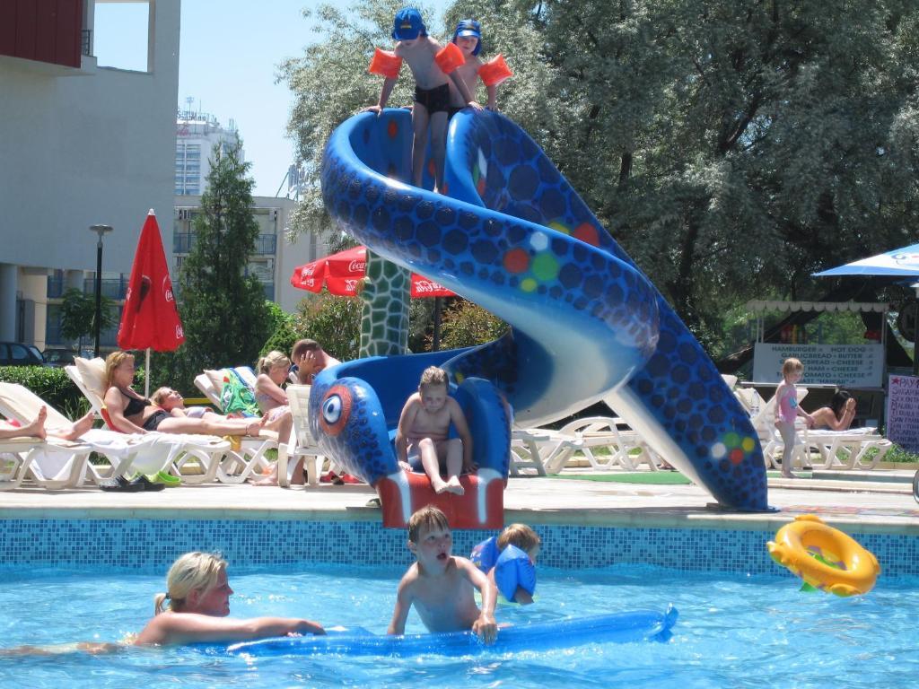 Hotel Iskar & Aquapark ساني بيتش المظهر الخارجي الصورة