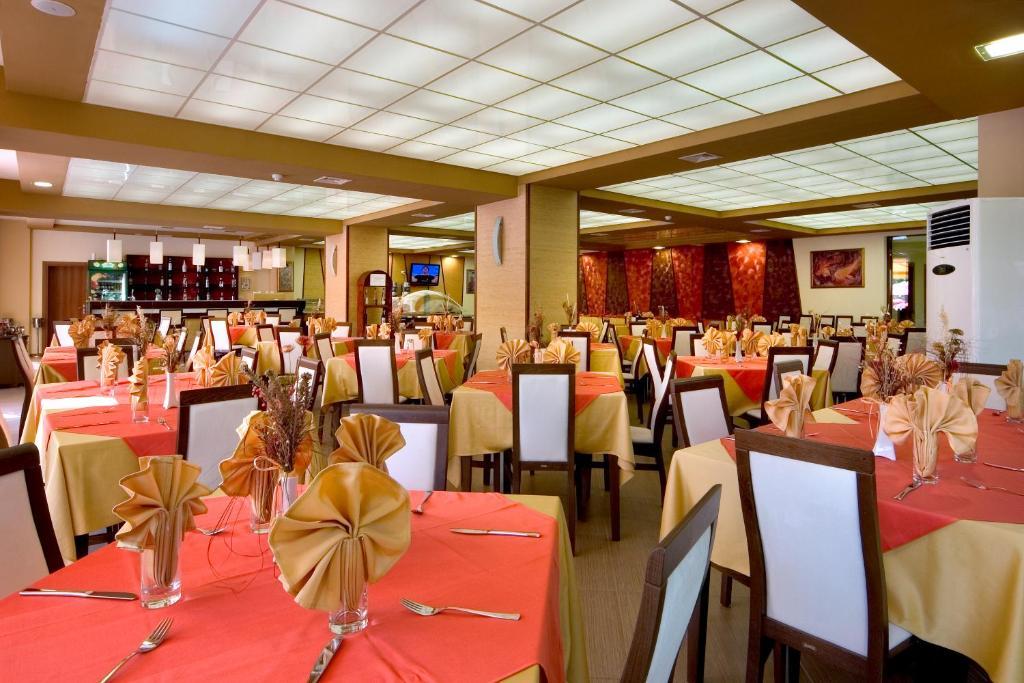 Hotel Iskar & Aquapark ساني بيتش المظهر الخارجي الصورة